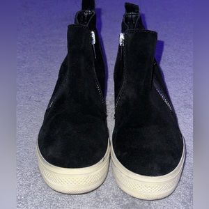 Steve Madden black suede wedge sneaker 8.5